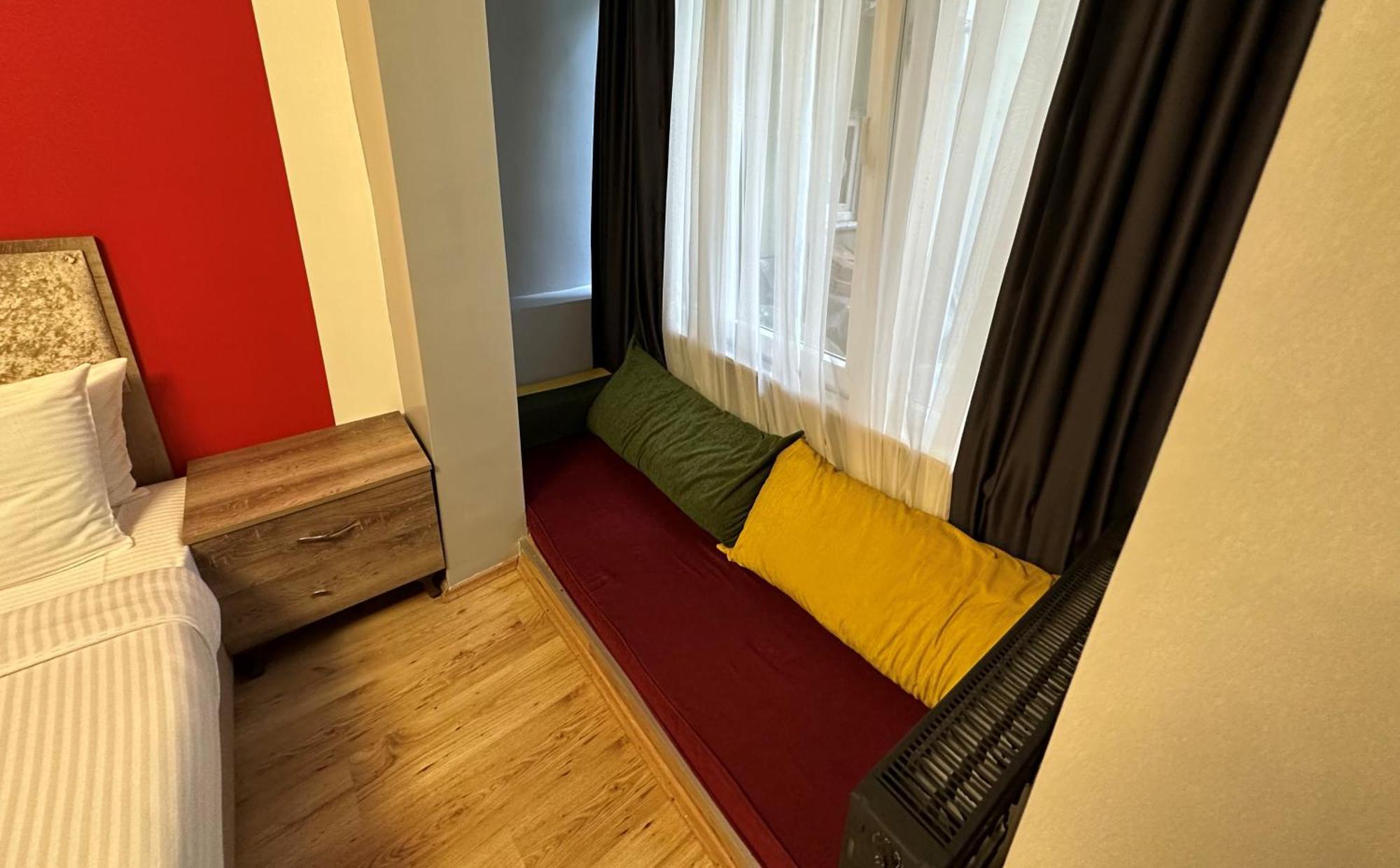 By Kinyas Hotel, Istanbul